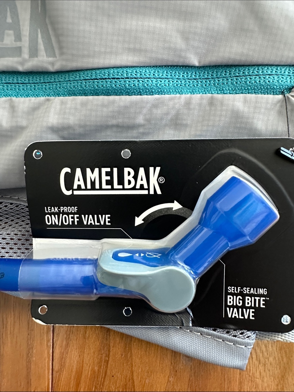 CamelBak Classic Light 70oz Hydration Pack Gray with Teal Accents and Blue Tube - Picture 4 of 4
